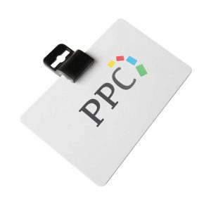 Pasjesklem-in-zwart-met-pas_ppc